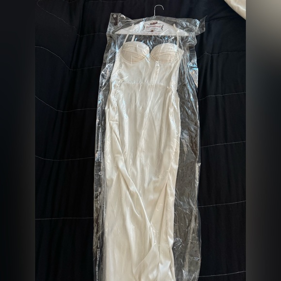 White slit dress, small - Picture 2 of 2